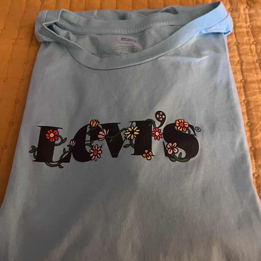 Plus size woman t-shirt